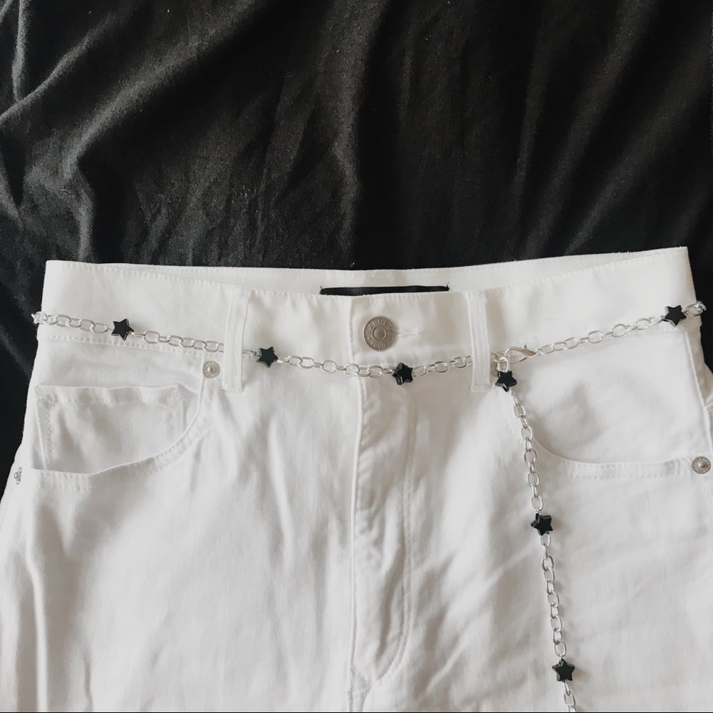 black star chain belt